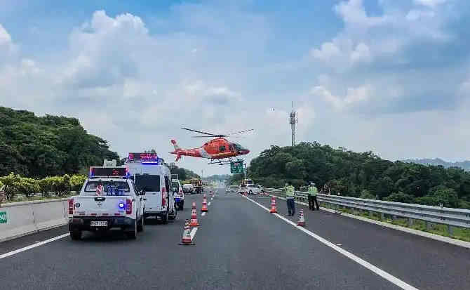 水城区高速公路汽车救援案例