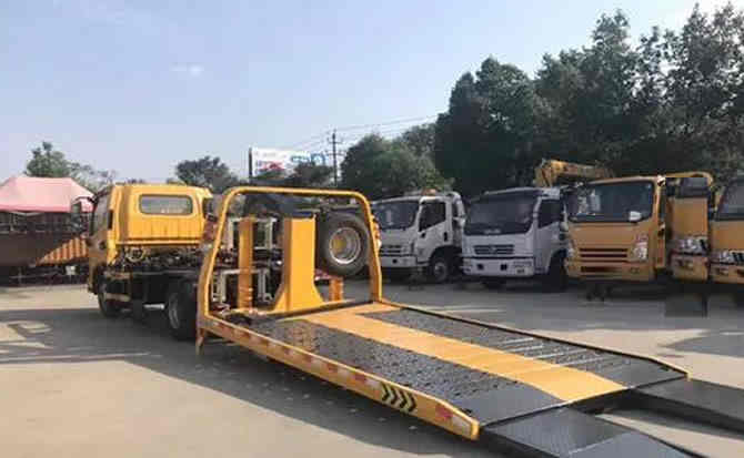 水城区汽车中途维修案例